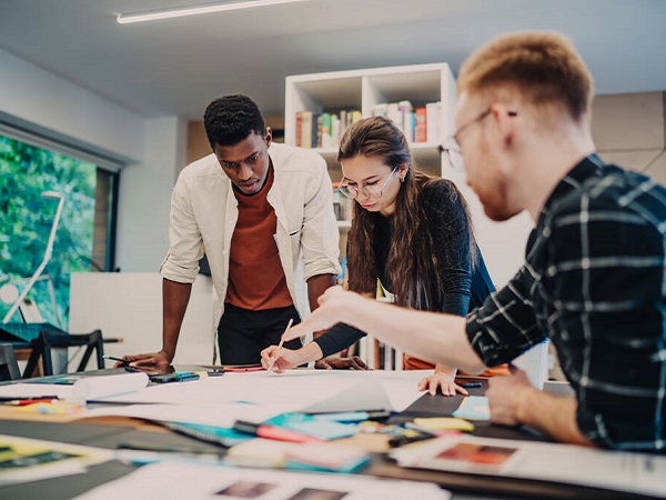 English Haber Lorem Ipsum, dizgi ve baskı endüstrisinde kullanılan mıgır metinlerdir. Lorem Ipsum, adı bilinmeyen bir matbaacının bir hurufat numune kitabı oluşturmak üzere bir yazı galerisini alarak karıştırdığı 1500'lerden beri endüstri standardı s
